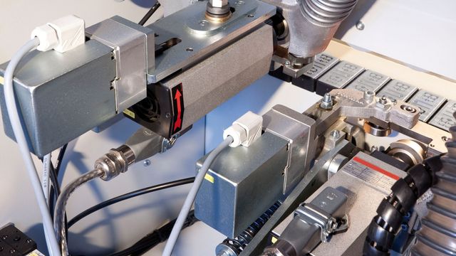 Pneumatic cutter unit Pneumatic cutter unit