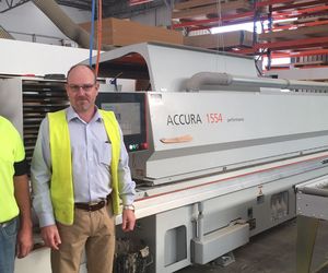 HOLZHER client de référence Timberline en Australie avec la plaqueuse de chants ACCURA