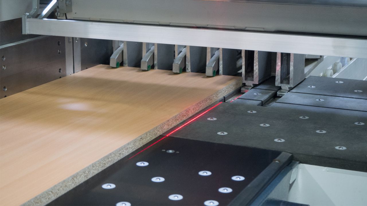 Millimetergenaues Laserpositioniersystem