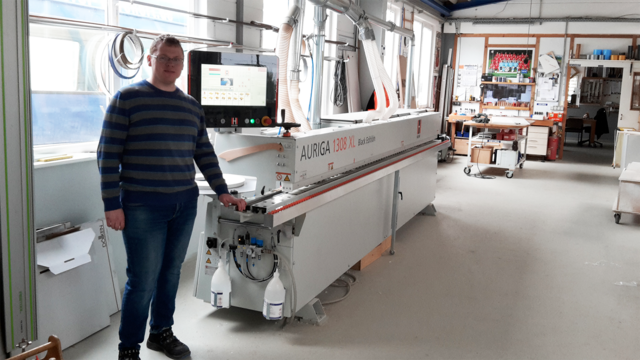 Convincing quality due to the edgebander AURIGA 1308XL from HOLZ-HER One more satisfied reference customer from HOLZ-HER - the edgebander AURIGA 1308XL convinced